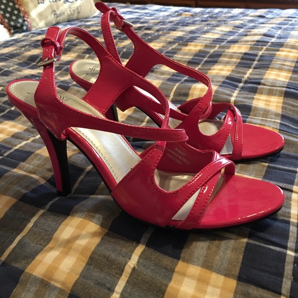 new directions Shoes - New direction heels
